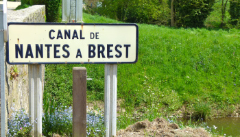 Bel Hôtel Redon canal de Nantes à Brest vélos